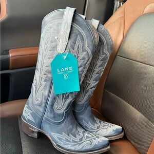Lane Cowgirl boots